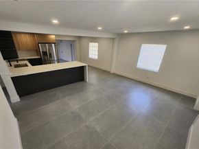 10490 SW 173rd Ter, Miami FL 33157