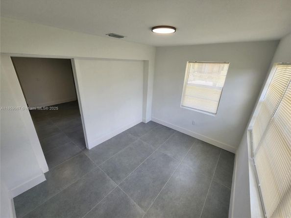 10490 SW 173rd Ter, Miami FL 33157