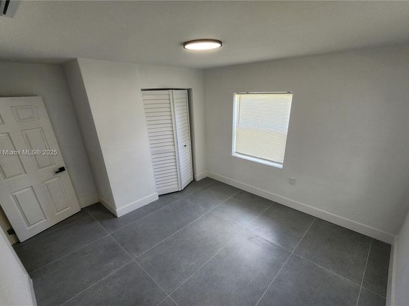 10490 SW 173rd Ter, Miami FL 33157