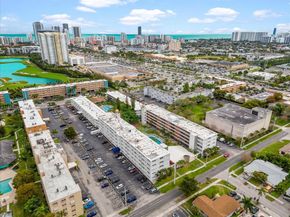 200 NE 12th Ave 7C, Hallandale Beach FL 33009
