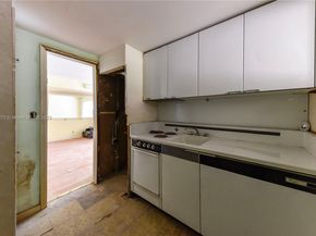 1220 71st St 16, Miami Beach FL 33141