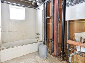 1220 71st St 16, Miami Beach FL 33141