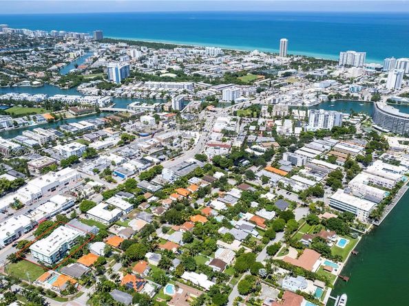 1220 71st St 16, Miami Beach FL 33141