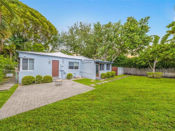 200 NE 48th Ter, Miami FL 33137