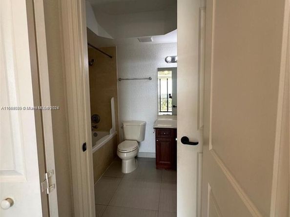 2301 SW 27th Ave 1202, Miami FL 33145