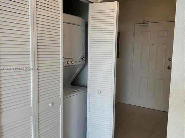 2301 SW 27th Ave 1202, Miami FL 33145