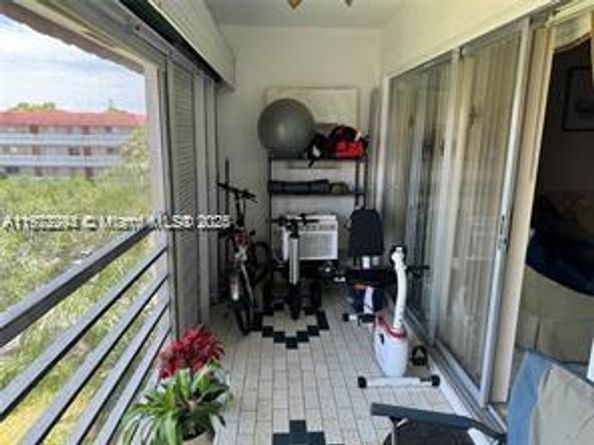 3571 Inverrary Dr 408, Lauderhill FL 33319