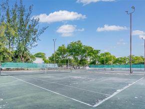 9431 Fontainebleau Blvd 112, Miami FL 33172