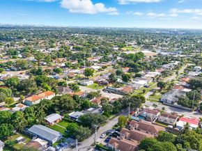 510 N 56th Ave, Hollywood FL 33021