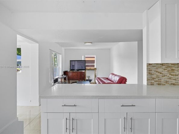 510 N 56th Ave, Hollywood FL 33021
