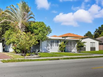 510 N 56th Ave