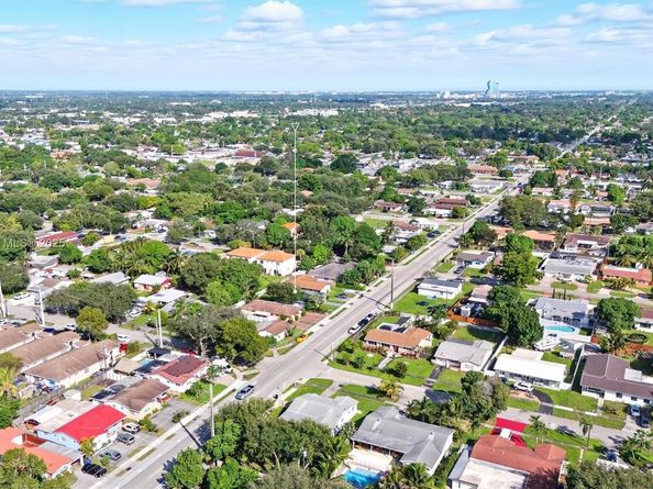 510 N 56th Ave, Hollywood FL 33021