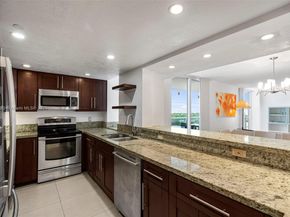 2401 Collins Ave 1808, Miami Beach FL 33140
