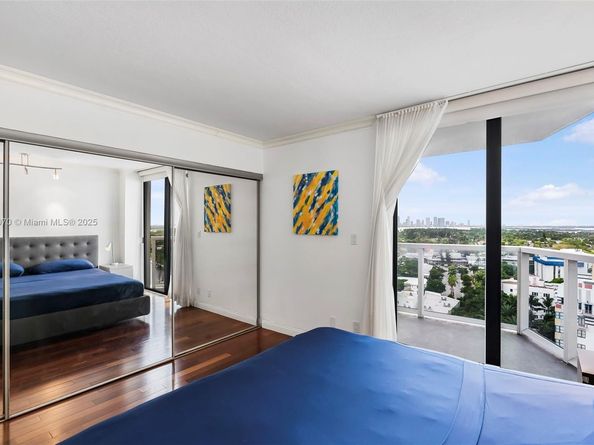 2401 Collins Ave 1808, Miami Beach FL 33140