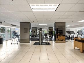 2401 Collins Ave 1808, Miami Beach FL 33140