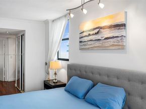 2401 Collins Ave 1808, Miami Beach FL 33140