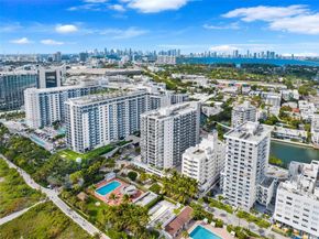 2401 Collins Ave 1808, Miami Beach FL 33140