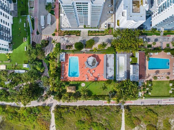2401 Collins Ave 1808, Miami Beach FL 33140