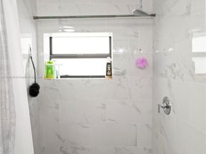 2407 Dewey St, Hollywood FL 33020
