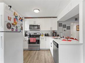 2407 Dewey St, Hollywood FL 33020
