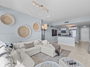 Undisclosed Address #A11768414, Miami FL 33132