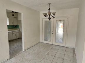 2121 NW 64th St, Miami FL 33147