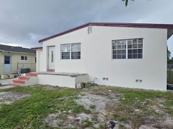 2121 NW 64th St