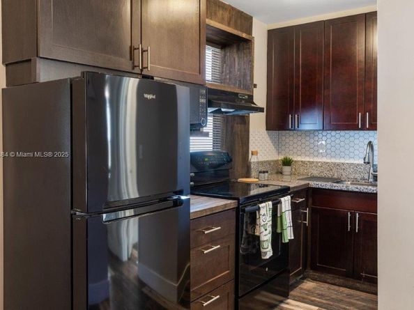 505 SE 20th St, Fort Lauderdale FL 33316