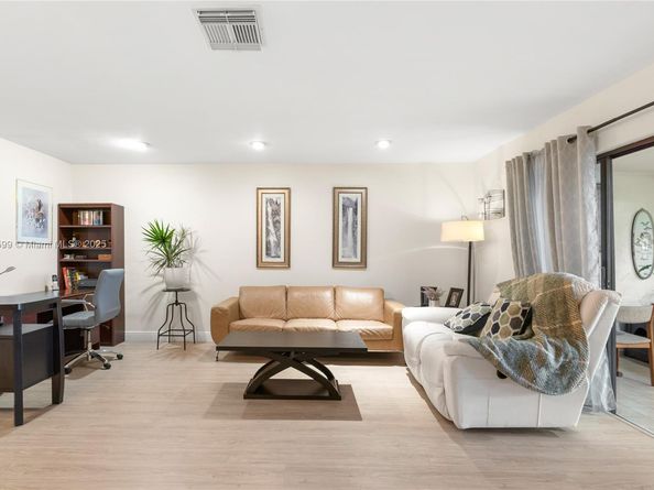 9286 Vista Del Lago G, Boca Raton FL 33428