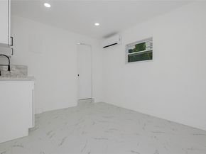 731 NE 16th St, Fort Lauderdale FL 33304