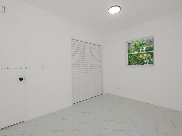 731 NE 16th St, Fort Lauderdale FL 33304