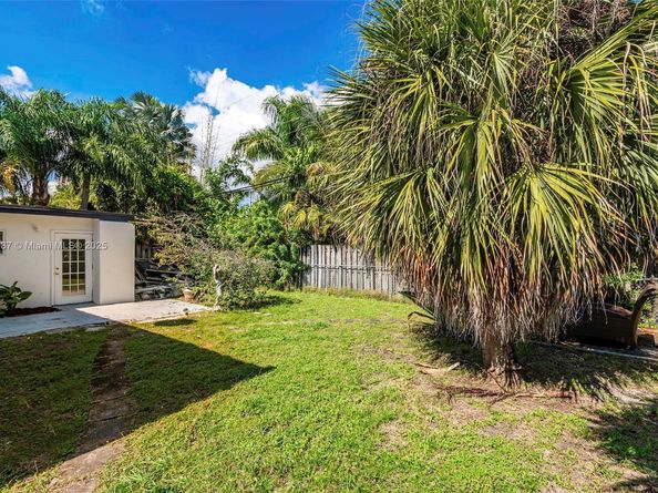 731 NE 16th St, Fort Lauderdale FL 33304