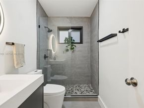 5301 Pierce St, Hollywood FL 33021