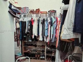 2103 NE 38th Rd, Homestead FL 33033