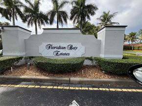 2103 NE 38th Rd, Homestead FL 33033