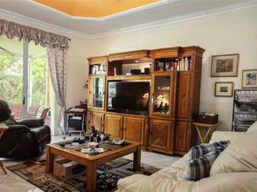 2103 NE 38th Rd, Homestead FL 33033