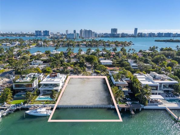 228 + 302 W Dilido Dr, Miami Beach FL 33139