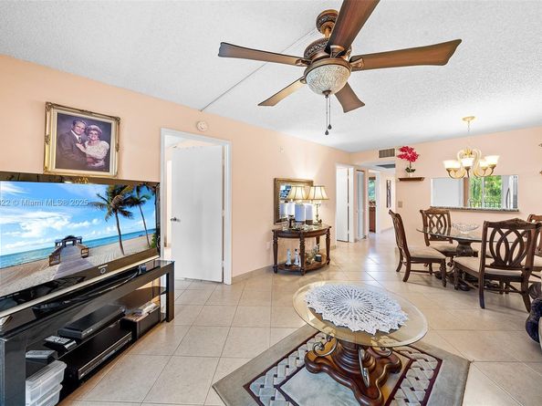 1601 SW 128th Ter 209A, Pembroke Pines FL 33027