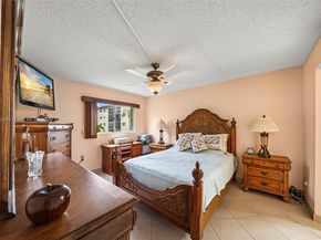 1601 SW 128th Ter 209A, Pembroke Pines FL 33027