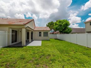 922 Falling Water Rd, Weston FL 33326