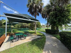 922 Falling Water Rd, Weston FL 33326