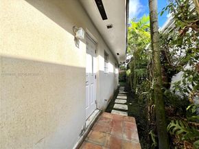 1253 Messina Ave, Coral Gables FL 33134
