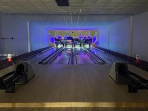 459 Lakeview Dr 1, Weston FL 33326