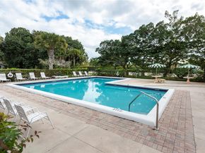 459 Lakeview Dr 1, Weston FL 33326