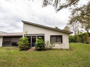 459 Lakeview Dr 1, Weston FL 33326