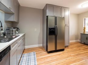 459 Lakeview Dr 1, Weston FL 33326