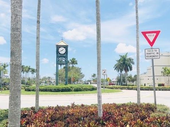 5800 Margate Blvd 8148, Margate FL 33063