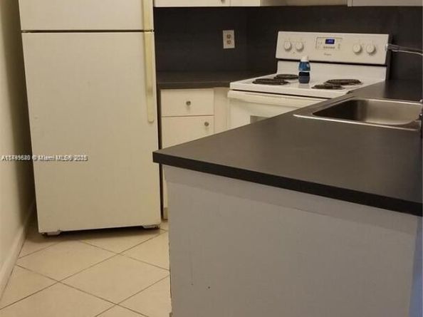 216 Lake Pointe Dr 128, Oakland Park FL 33309