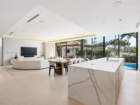5831 Alton Rd, Miami Beach FL 33140