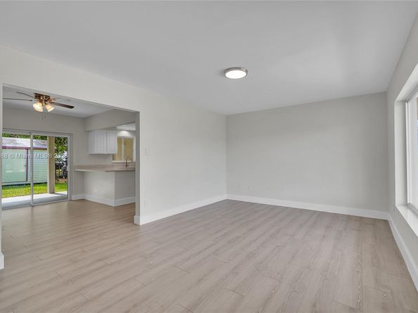 14312 SW 110th Ave, Miami FL 33176
